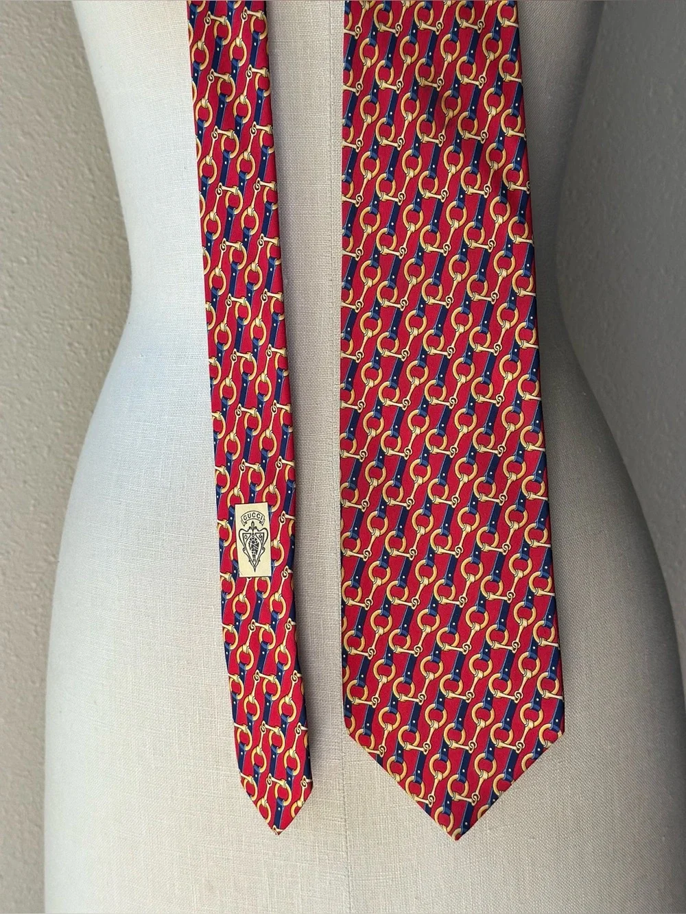 Gucci no snags luxury